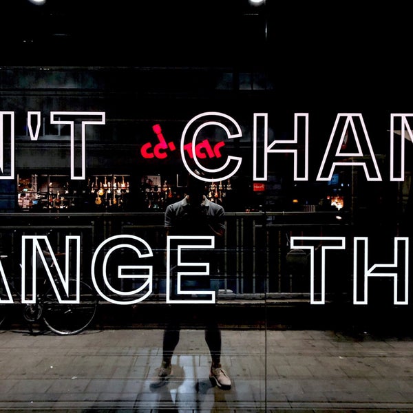 nike dizengoff center