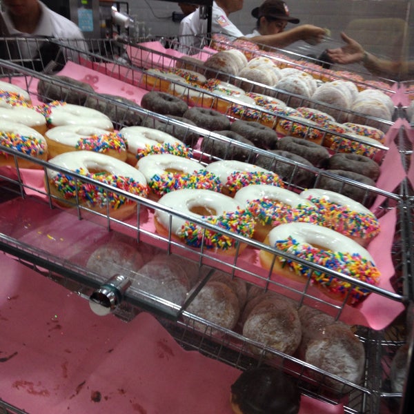 5/13/2015 tarihinde Diego T.ziyaretçi tarafından Dunkin&#39; Donuts'de çekilen fotoğraf