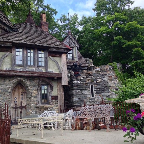 Photos at Wing's Castle 3 tips from 48 visitors