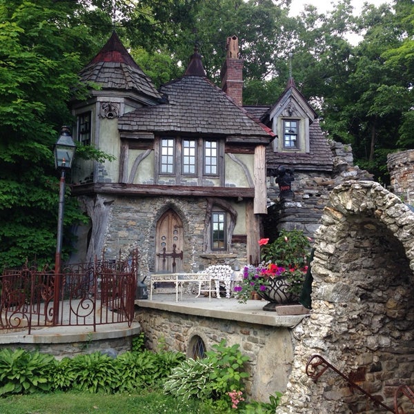 Photos at Wing's Castle 3 tips from 48 visitors