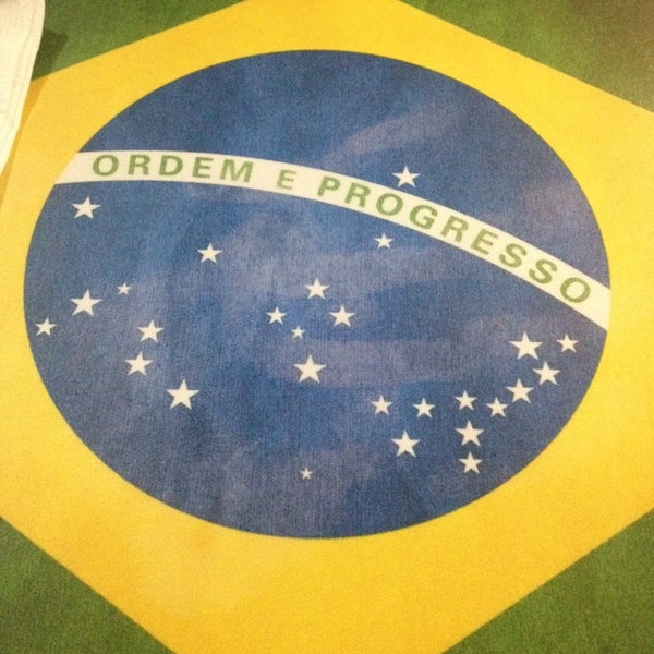 10/19/2013에 Irlanda M.님이 Brasa Do Sol - Brazilian Steakhouse에서 찍은 사진