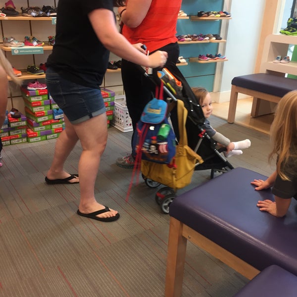 stride rite haywood mall