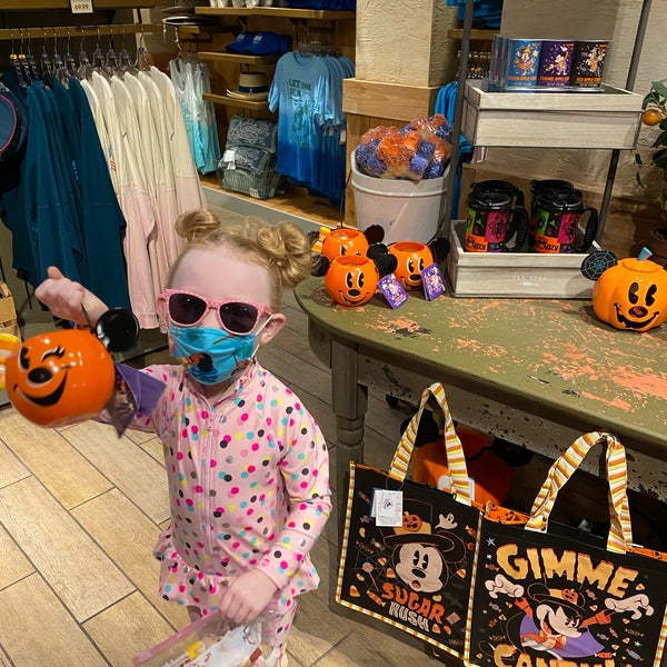 Island Grove Packing Co Souvenir Store in Vero Beach