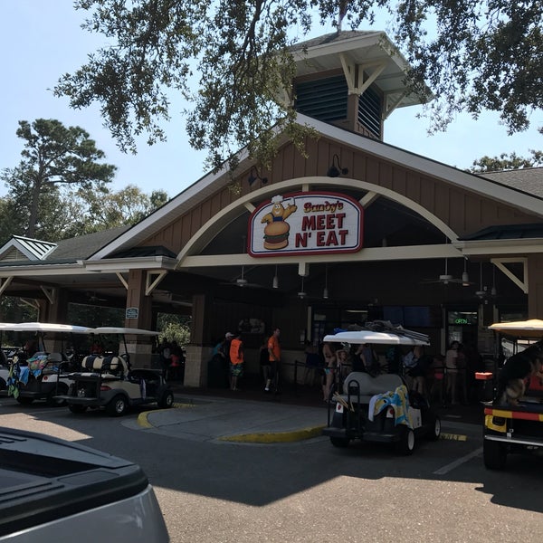 Sandy's Meet N' Eat Snack Place in Myrtle Beach