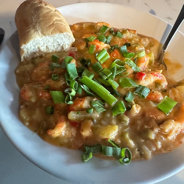 Huey's Southern Cafe Cajun and Creole Restaurant in Savannah