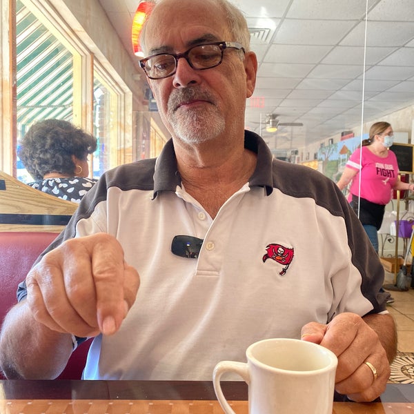 Paradise Restaurant American Restaurant in Safety Harbor