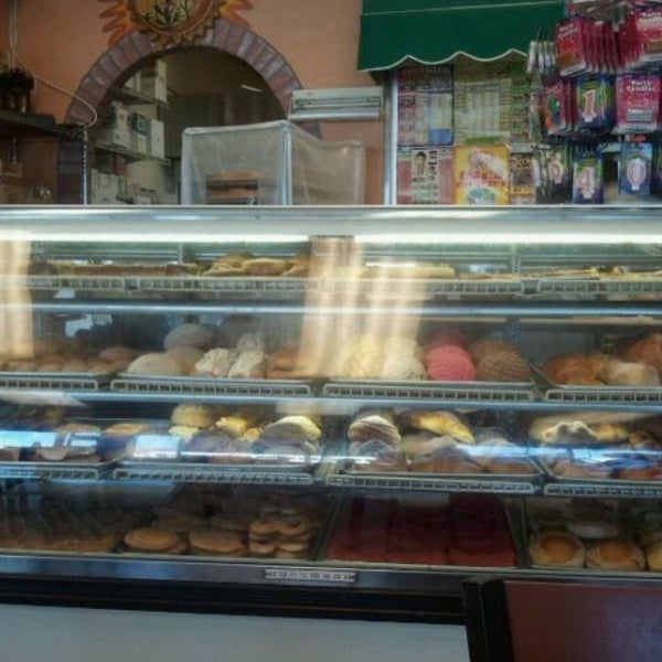 Yolanda's Bakery CA