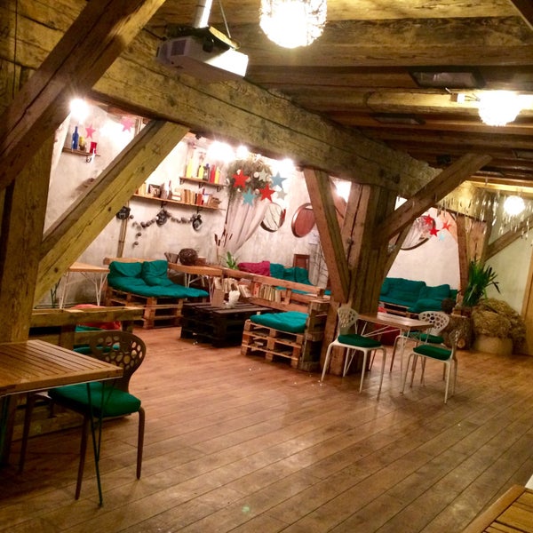 Foto scattata a Restorāns &quot;Dārzs&quot; - Lounge da Sandra Ķ. il 2/6/2015