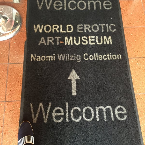 6/30/2016에 Nacho M.님이 World Erotic Art Museum에서 찍은 사진