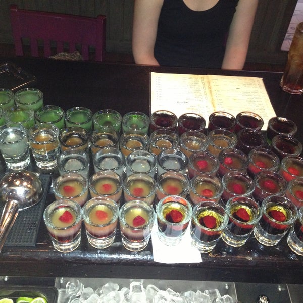 5/11/2013에 Alex M.님이 Tequila Bar&amp;Boom에서 찍은 사진