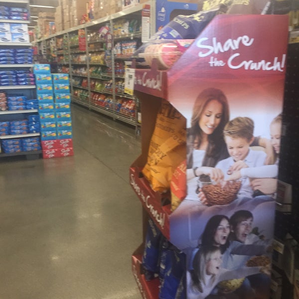 Smart & Final Extra! North Euclid Anaheim, CA