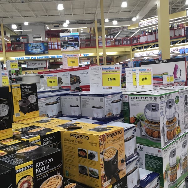 Fotos en BrandsMart USA Tienda de electrónica en Miami