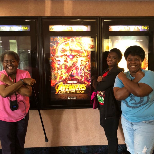 Regal UA Cinema 90 4 tips de 328 visitantes