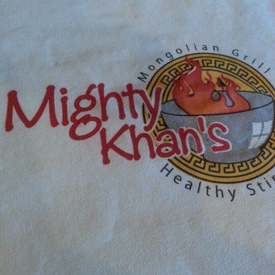 Foto diambil di Mighty Khan&#39;s oleh Korrie S. pada 2/12/2013
