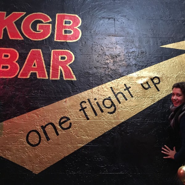 5/2/2016 tarihinde Ksenia K.ziyaretçi tarafından KGB Bar'de çekilen fotoğraf