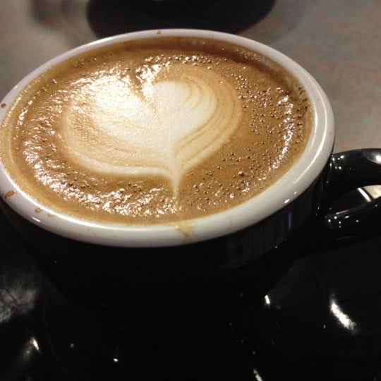 10/27/2012 tarihinde Bethia W.ziyaretçi tarafından Café Brioso'de çekilen fotoğraf