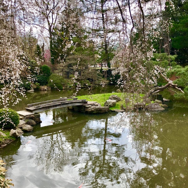 Photo taken at Shofuso Japanese House and Garden by Isabella W. on 4/17/2019