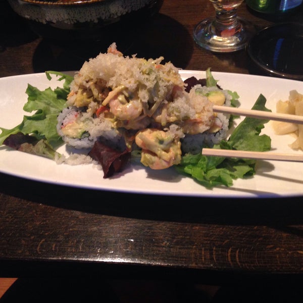 Photo taken at Sakura (Sushi &amp; Hibachi Steak House) by Caty R. on 1/24/2015
