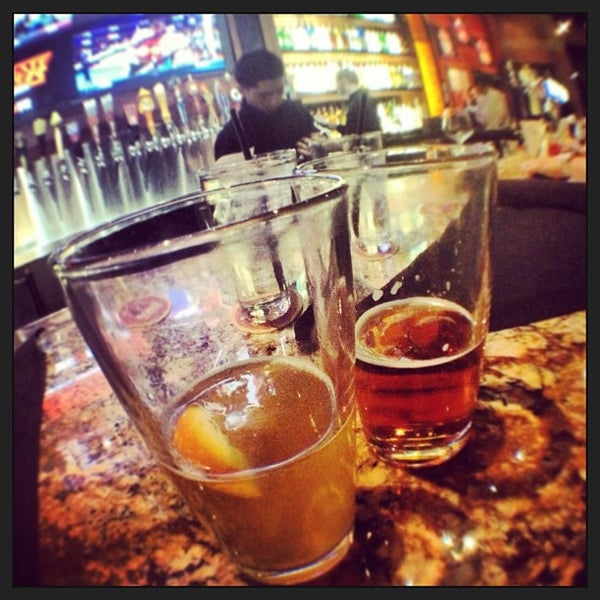 Photo taken at BJ&#39;s Restaurant &amp; Brewhouse by Jessica C. on 1/20/2013