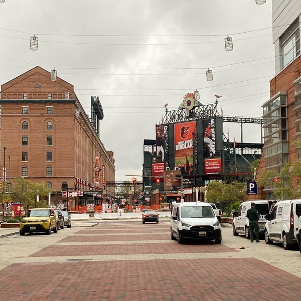 Foto tomada en Pratt Street Ale House  por Scott S. el 4/9/2021