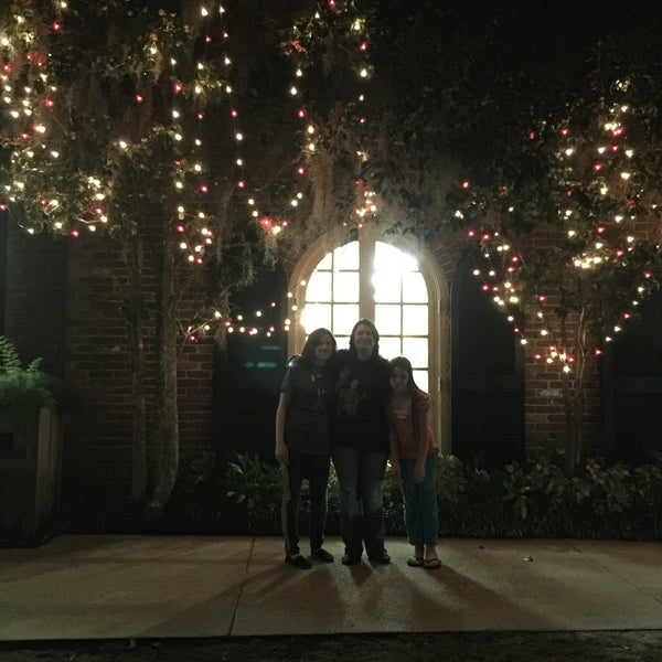 Photo taken at Bellingrath Gardens and Home by Jennifer S. on 12/27/2015