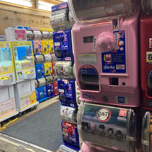 Photos At ガチャガチャショップ 秋葉原店 秋葉原 117 Visitors