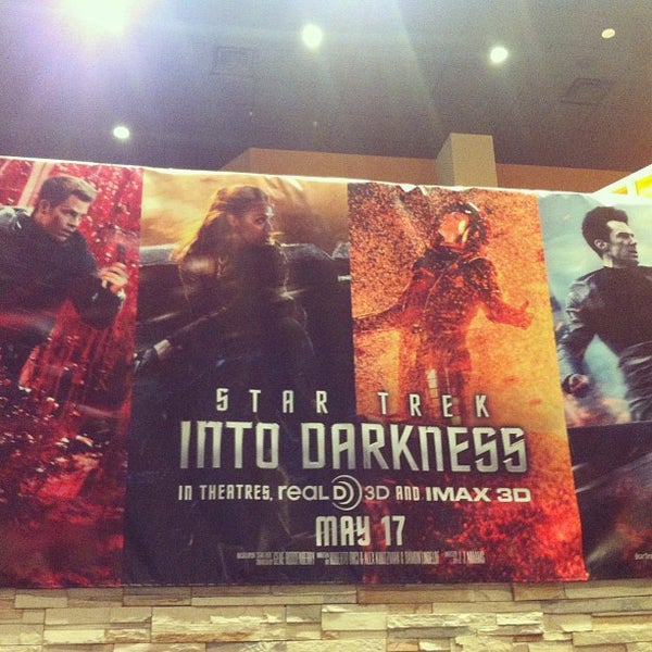 Foto scattata a UltraLuxe Anaheim Cinemas at GardenWalk da Lilli B. il 5/27/2013