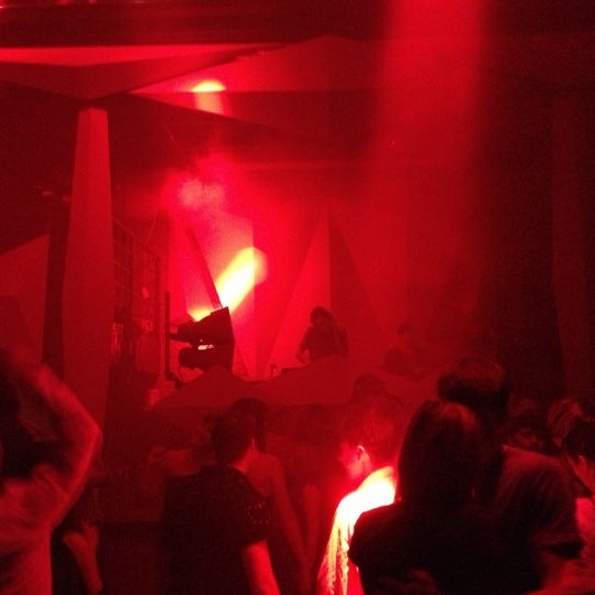 รูปภาพถ่ายที่ Palladium Nightclub โดย Orville K. เมื่อ 12/9/2012