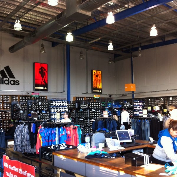 Adidas Factory Outlet - Auburn - 4 tips 