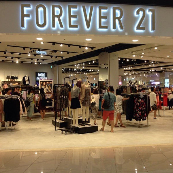 Forever 21 閉業 名古屋市の衣料品店