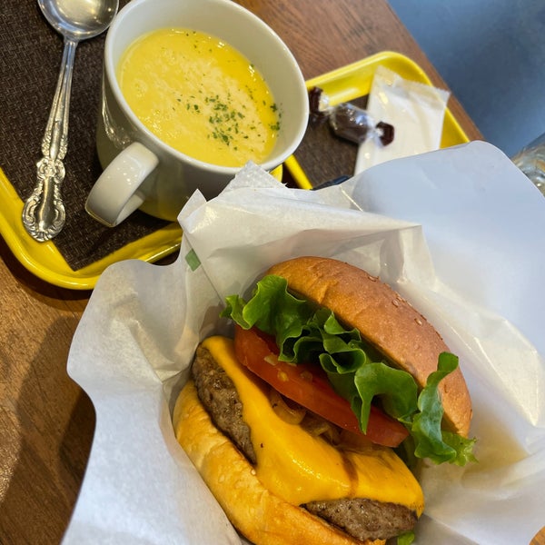 フレッシュネスバーガー 名古屋市のハンバーガーレストラン