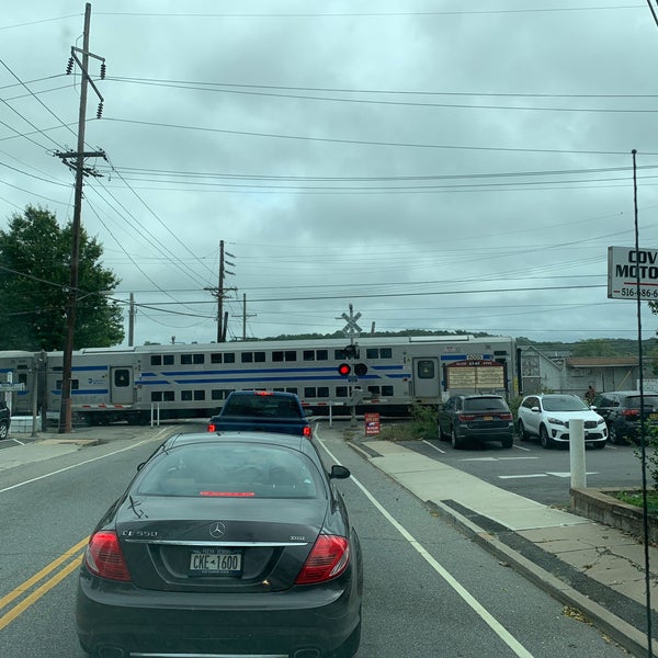 LIRR Sea Cliff Station Rail Station