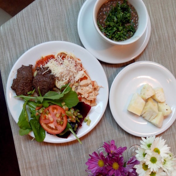 Photo taken at Don Basílio Restaurante by Nícolas K. on 5/28/2014