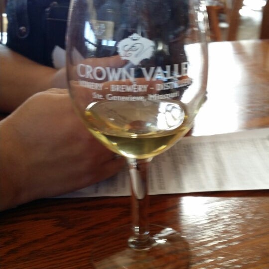 Foto tomada en Crown Valley Winery  por Kurt H. el 11/9/2013