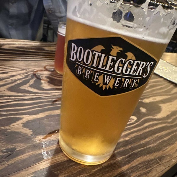 Photo taken at Bootlegger&#39;s Brewery by Mike R. on 4/2/2023