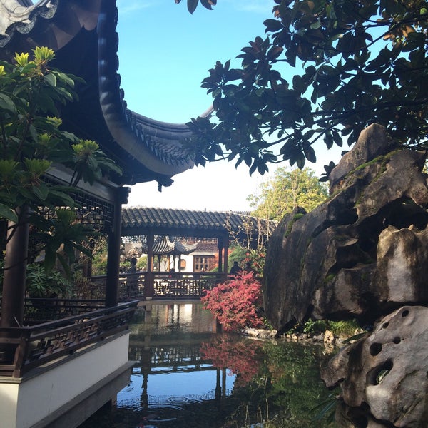 3/12/2016 tarihinde Dan R.ziyaretçi tarafından Lan Su Chinese Garden'de çekilen fotoğraf