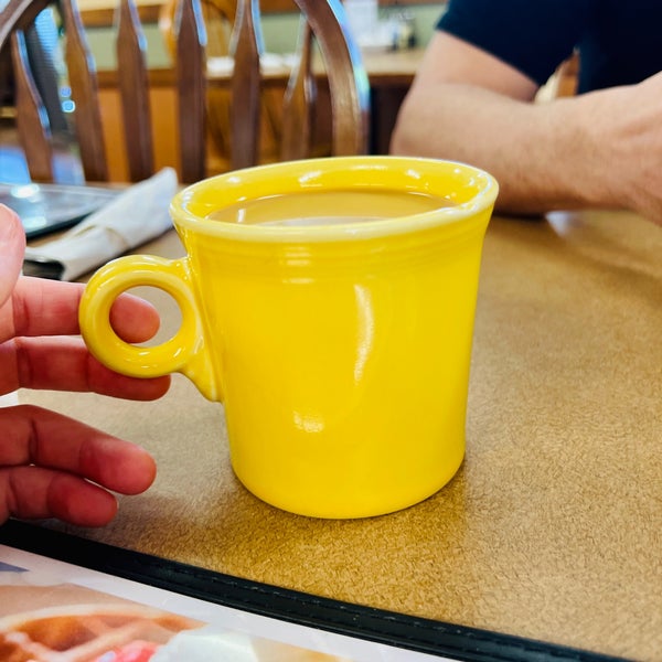 Mr. Doug's Family Restaurant Diner in Yelm