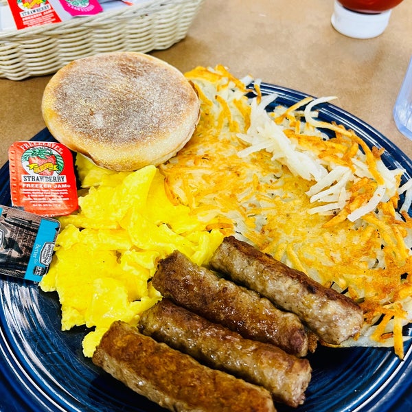 Mr. Doug's Family Restaurant Diner in Yelm