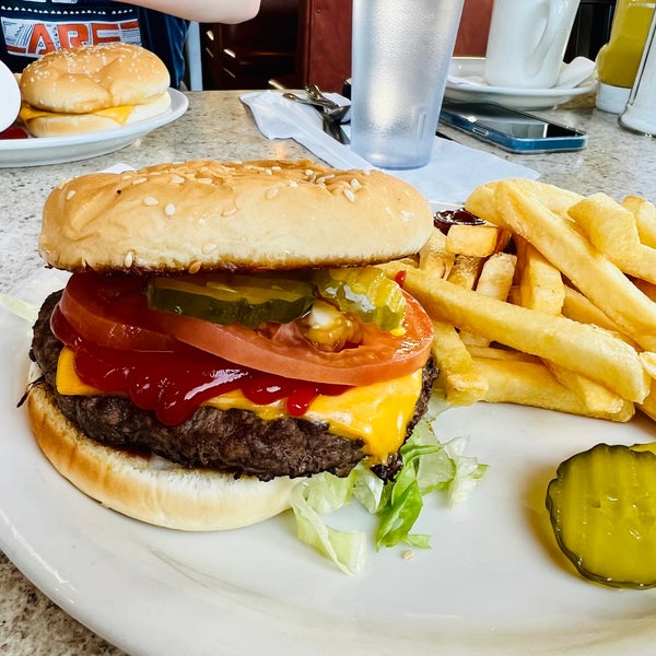 Starting Gate Restaurant American Restaurant In Auburn Starting Gate Restaurant American Restaurant In Auburn