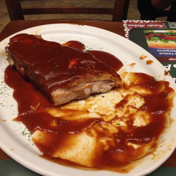 5/10/2014にLorrayne M.がSanta Brasa Authentic Steaksで撮った写真
