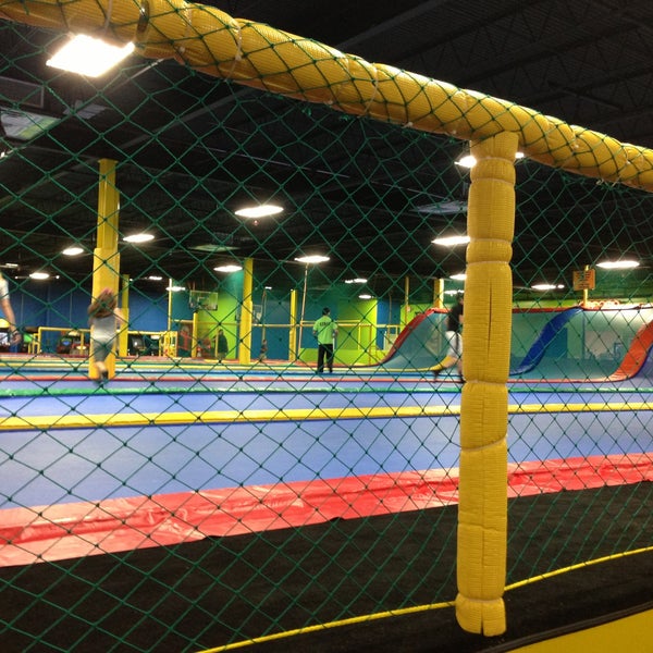 Photos at Jumping World 4 tips from 118 visitors