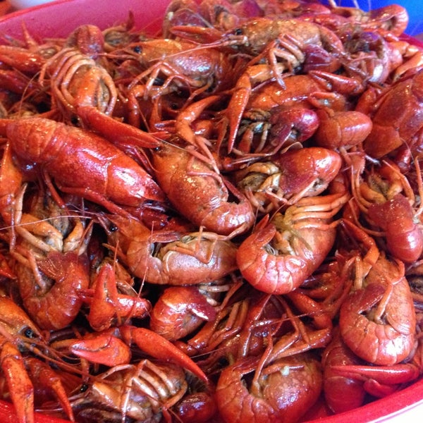 รูปภาพถ่ายที่ The Cajun Stop โดย Lee L. เมื่อ 2/5/2013