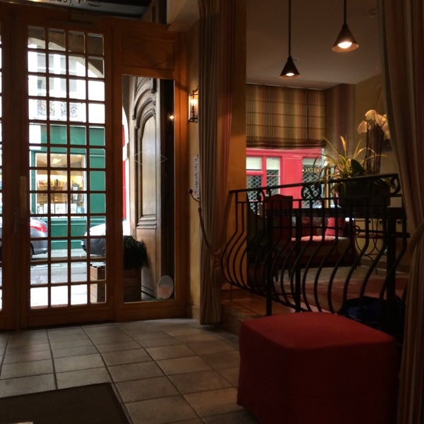 รูปภาพถ่ายที่ Millesime Hôtel โดย Kumagai S. เมื่อ 7/12/2014