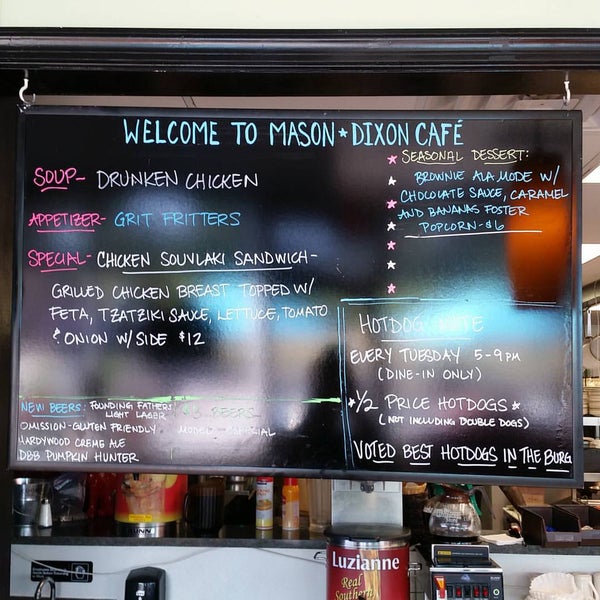 Foto tirada no(a) Mason-Dixon Cafe por Kelly H. em 9/3/2015