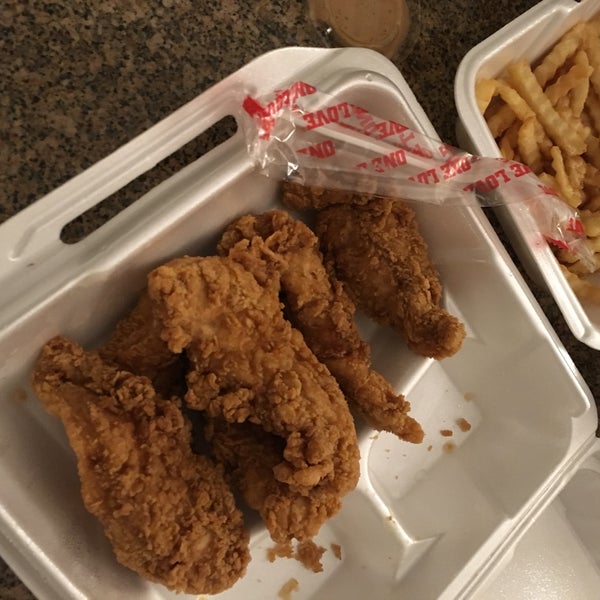 Photo taken at Raising Cane&#39;s Chicken Fingers by Jason D. on 8/28/2017