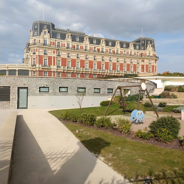 Foto tomada en Hôtel du Palais  por Charles R. el 3/27/2022