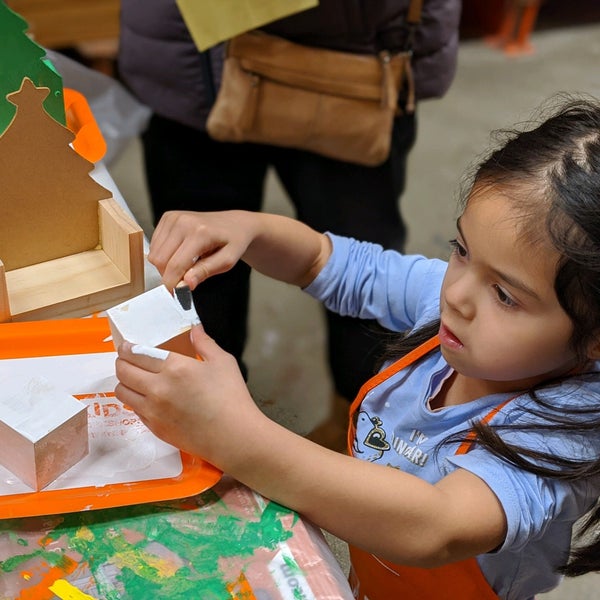 The Home Depot Niles'te Hırdavat Mağazası