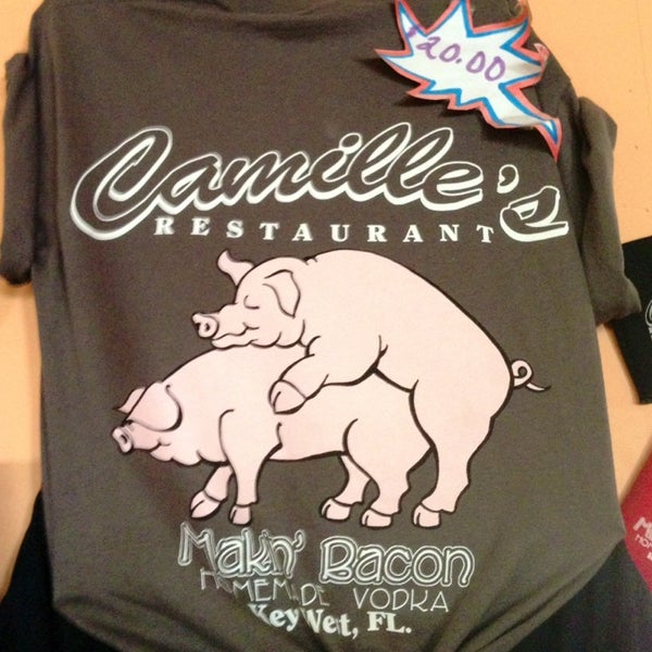 Foto tirada no(a) Camille&#39;s Restaurant por Oge M. em 3/30/2014