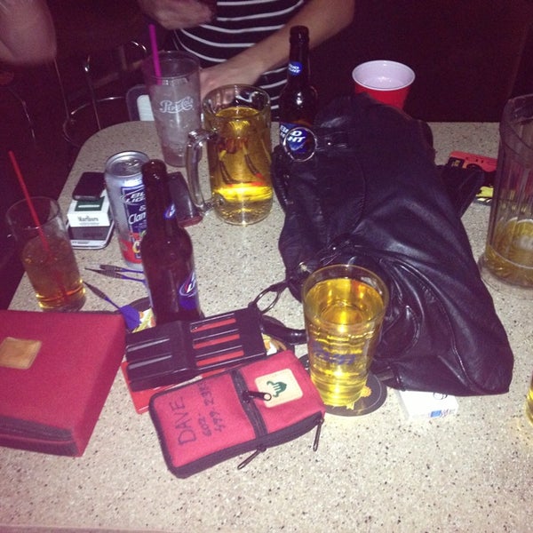 Foto scattata a Cheers Tavern da Monica il 4/20/2013