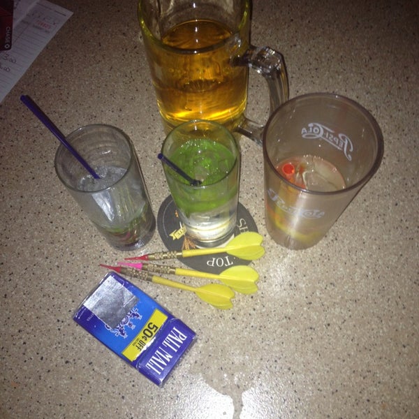 Foto scattata a Cheers Tavern da Monica il 4/29/2013